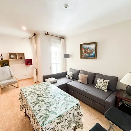 El Naranjo De La Mezquita Comotucasa コルドバ